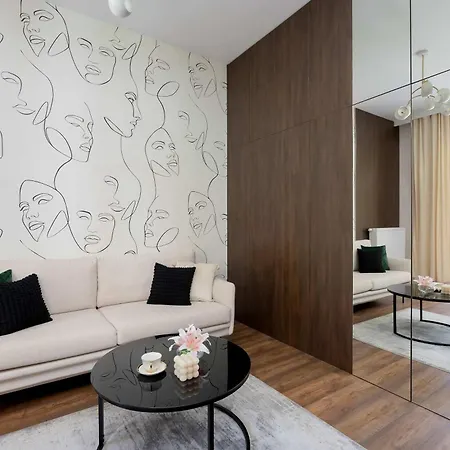 Unique In With Balcony By Renters Appartamento