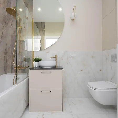 Apartamento Unique In With Balcony By Renters *