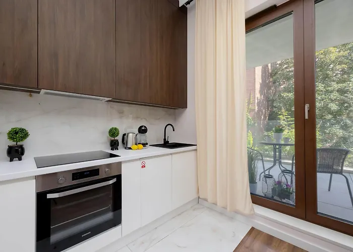 Unique In With Balcony By Renters شقة وودج